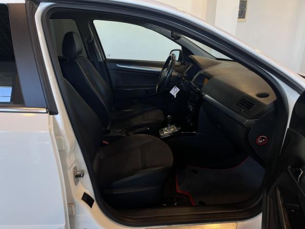 Opel Astra H Рестайлинг с пробегом 2010 года, цена 432 000 рублей, 281700 км, хэтчбек, Автокод Объявления