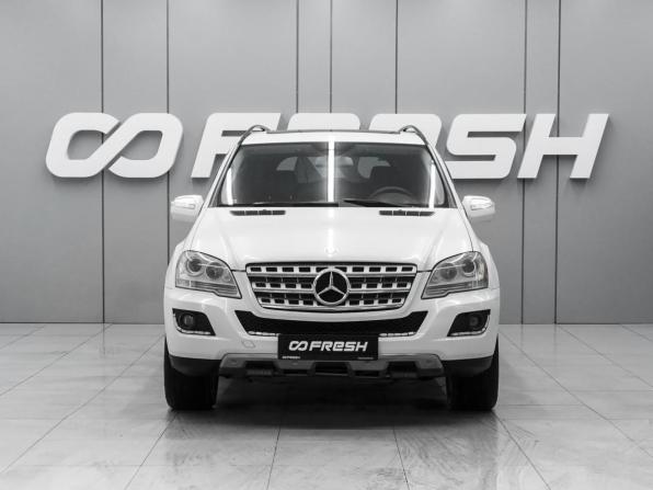 Mercedes-Benz M-Класс II (W164) Рестайлинг с пробегом 2010 года, цена 1 660 000 рублей, 181515 км, внедорожник, Автокод Объявления