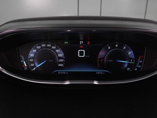 Peugeot 3008 II с пробегом 2017 года, цена 1 749 000 рублей, 81476 км, внедорожник, Автокод Объявления