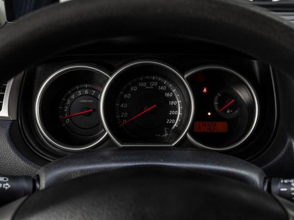 Nissan Tiida I Рестайлинг с пробегом 2013 года, цена 859 000 рублей, 176525 км, хэтчбек, Автокод Объявления