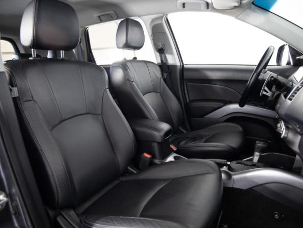 Mitsubishi Outlander II с пробегом 2006 года, цена 749 000 рублей, 362506 км, внедорожник, Автокод Объявления