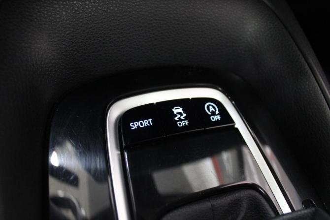Toyota Corolla XII (E210) с пробегом 2020 года, цена 1 748 000 рублей, 48000 км, седан, Автокод Объявления