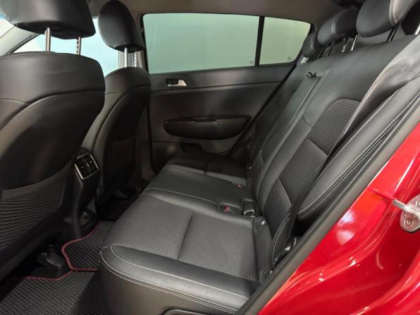 Kia Sportage IV Рестайлинг с пробегом 2019 года, цена 2 050 000 рублей, 120339 км, внедорожник, Автокод Объявления