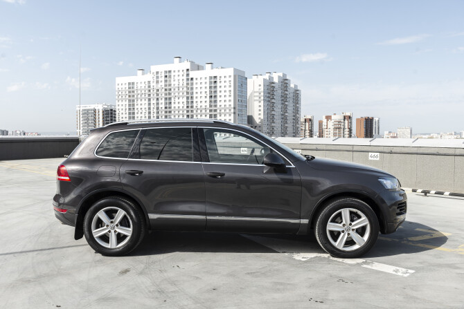 Volkswagen Touareg II с пробегом 2012 года, цена 1 720 000 рублей, 240232 км, внедорожник, Автокод Объявления