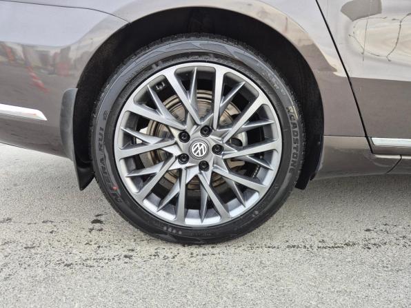 Volkswagen Passat B7 с пробегом 2013 года, цена 1 158 000 рублей, 200051 км, седан, Автокод Объявления