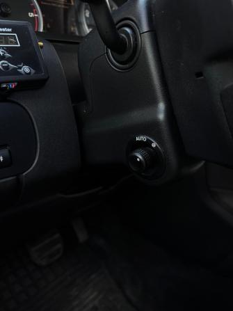 Land Rover Discovery IV с пробегом 2010 года, цена 1 340 000 рублей, 250000 км, внедорожник, Автокод Объявления