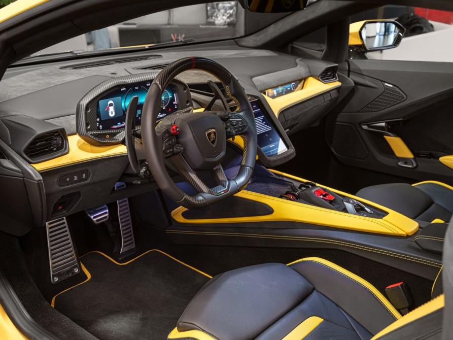 Lamborghini Temerario Москва  - изображение 11