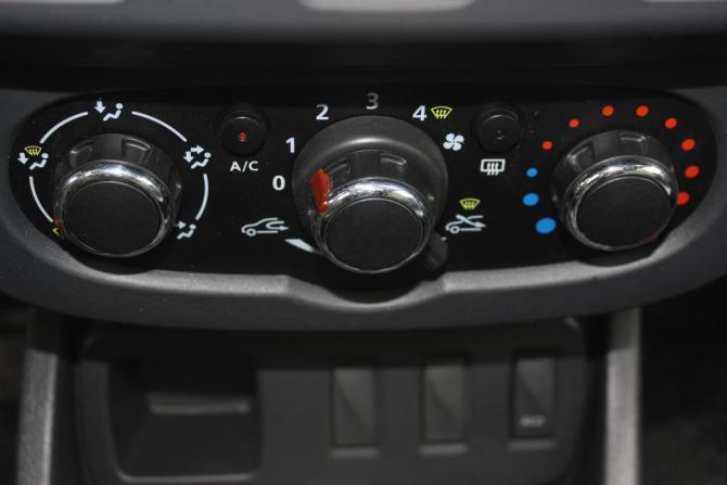 Renault Duster I Рестайлинг с пробегом 2017 года, цена 1 017 000 рублей, 114368 км, внедорожник, Автокод Объявления