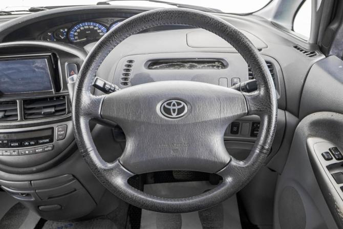 Toyota Estima II с пробегом 2001 года, цена 659 000 рублей, 318000 км, минивэн, Автокод Объявления