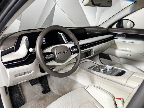 Genesis G90 II с пробегом 2021 года, цена 10 800 000 рублей, 26206 км, седан, Автокод Объявления