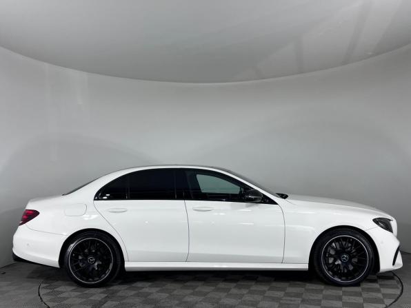Mercedes-Benz E-Класс V (W213 S213 C238) с пробегом 2017 года, цена 3 880 000 рублей, 54514 км, седан, Автокод Объявления