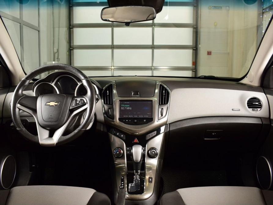 Chevrolet Cruze I Рестайлинг Кемерово  - изображение 8