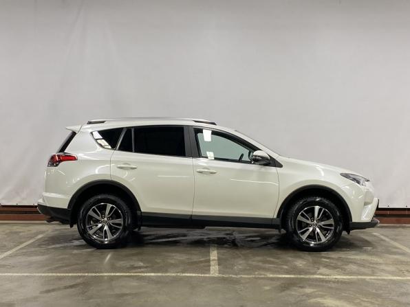 Toyota RAV4 IV (XA40) Рестайлинг с пробегом 2017 года, цена 2 429 000 рублей, 120149 км, внедорожник, Автокод Объявления