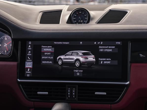 Porsche Cayenne III с пробегом 2019 года, цена 5 900 000 рублей, 142000 км, внедорожник, Автокод Объявления