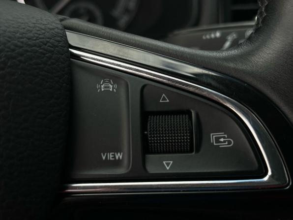 Skoda Karoq I с пробегом 2020 года, цена 2 250 000 рублей, 71095 км, внедорожник, Автокод Объявления
