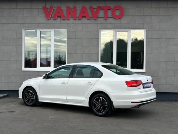 Volkswagen Jetta VI Рестайлинг с пробегом 2015 года, цена 1 090 000 рублей, 190150 км, седан, Автокод Объявления