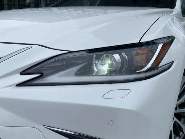 Lexus ES VII с пробегом 2020 года, цена 3 990 000 рублей, 137475 км, седан, Автокод Объявления