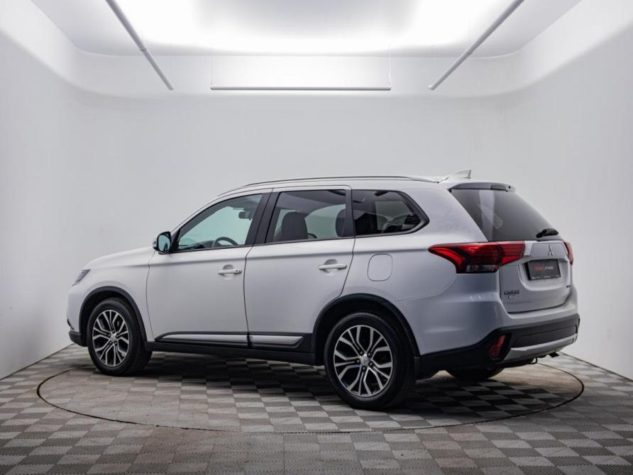 Mitsubishi Outlander III Рестайлинг 2 Москва  - изображение 7