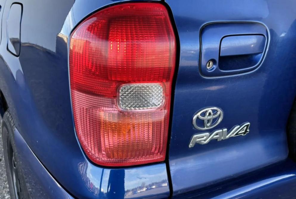 Toyota RAV4 II (XA20) Киров  - изображение 21