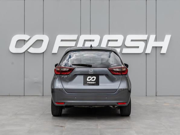 Honda Fit IV с пробегом 2020 года, цена 1 440 000 рублей, 45215 км, хэтчбек, Автокод Объявления
