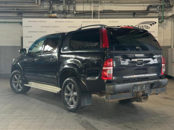 Toyota Hilux VII Рестайлинг с пробегом 2012 года, цена 1 699 000 рублей, 180710 км, пикап, Автокод Объявления
