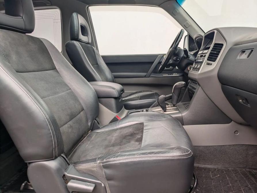 Mitsubishi Pajero III Рестайлинг Москва  - изображение 10