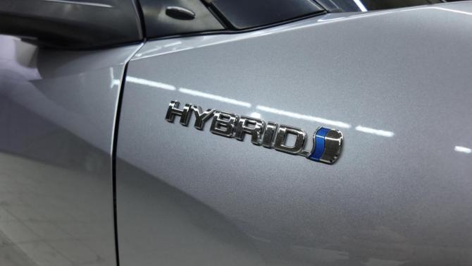 Toyota C-HR I с пробегом 2017 года, цена 1 829 000 рублей, 163730 км, внедорожник, Автокод Объявления