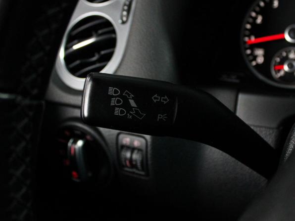 Volkswagen Tiguan I Рестайлинг с пробегом 2012 года, цена 1 049 000 рублей, 240500 км, внедорожник, Автокод Объявления