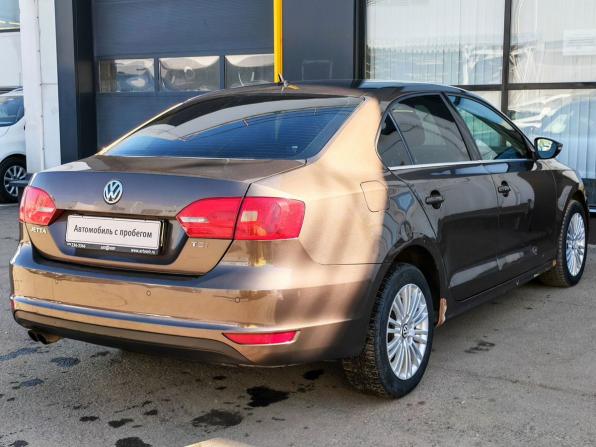 Volkswagen Jetta VI с пробегом 2011 года, цена 660 000 рублей, 257732 км, седан, Автокод Объявления