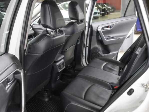 Toyota RAV4 V (XA50) с пробегом 2022 года, цена 3 698 000 рублей, 45664 км, внедорожник, Автокод Объявления