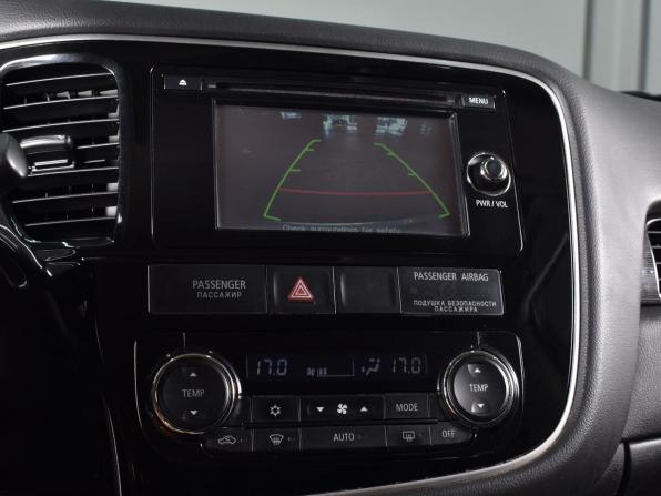 Mitsubishi Outlander III Рестайлинг 2 с пробегом 2016 года, цена 1 949 999 рублей, 86948 км, внедорожник, Автокод Объявления