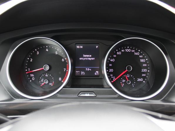 Volkswagen Tiguan II с пробегом 2017 года, цена 1 879 000 рублей, 141551 км, внедорожник, Автокод Объявления