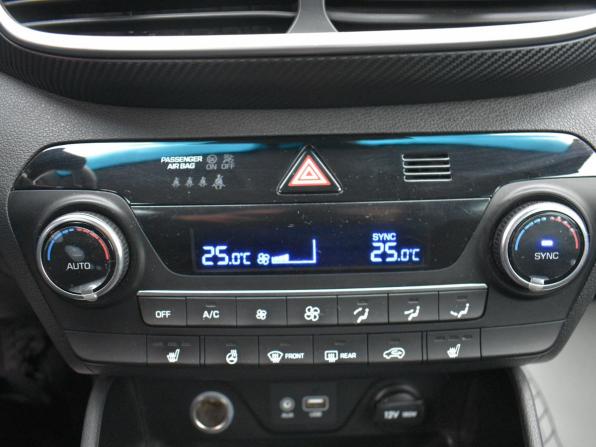 Hyundai Tucson III Рестайлинг с пробегом 2019 года, цена 1 879 000 рублей, 122865 км, внедорожник, Автокод Объявления