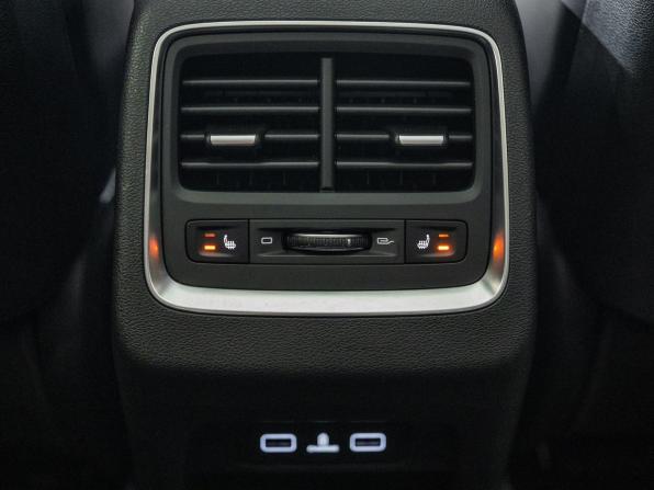 Geely Atlas Pro с пробегом 2022 года, цена 2 045 500 рублей, 48408 км, внедорожник, Автокод Объявления