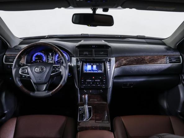 Toyota Camry VII (XV50) Рестайлинг с пробегом 2017 года, цена 2 099 000 рублей, 234921 км, седан, Автокод Объявления