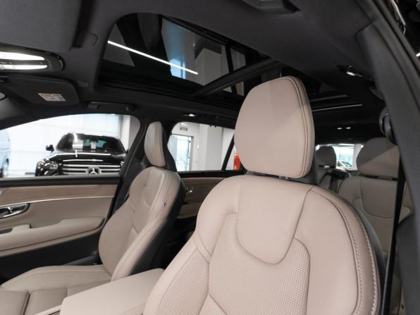 Volvo XC90 II Рестайлинг 2 с пробегом 2025 года, цена 9 700 000 рублей, 15 км, внедорожник, Автокод Объявления