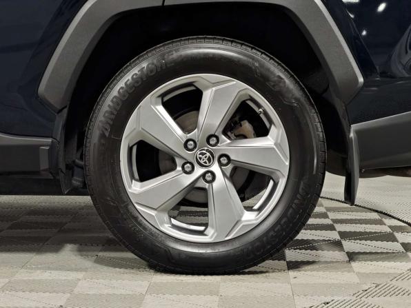Toyota RAV4 V (XA50) с пробегом 2020 года, цена 3 235 000 рублей, 77000 км, внедорожник, Автокод Объявления