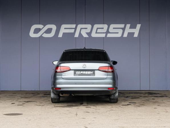 Volkswagen Jetta VI Рестайлинг с пробегом 2018 года, цена 1 450 000 рублей, 110202 км, седан, Автокод Объявления