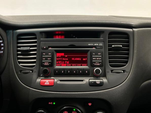 Kia Rio II Рестайлинг с пробегом 2010 года, цена 349 000 рублей, 222088 км, седан, Автокод Объявления