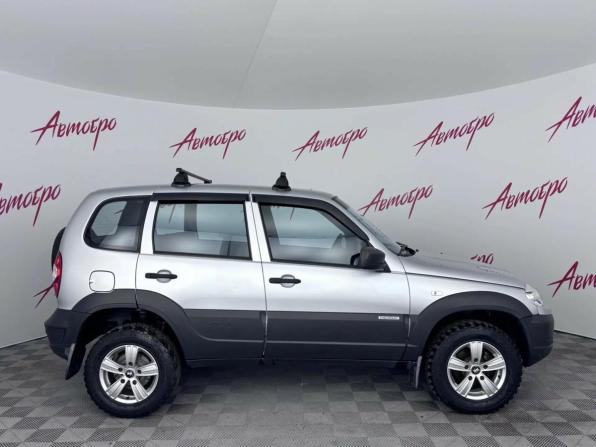 Chevrolet Niva I Рестайлинг с пробегом 2018 года, цена 785 000 рублей, 32256 км, внедорожник, Автокод Объявления