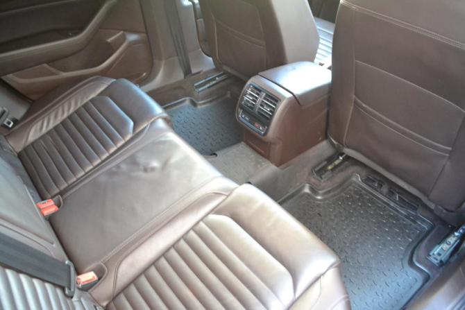 Volkswagen Passat B8 с пробегом 2015 года, цена 1 350 000 рублей, 283254 км, седан, Автокод Объявления