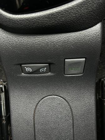 Renault Kaptur I с пробегом 2017 года, цена 1 360 000 рублей, 134072 км, внедорожник, Автокод Объявления