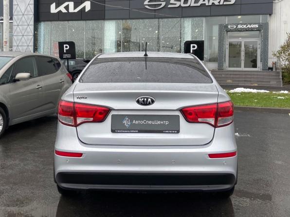 Kia Rio III Рестайлинг с пробегом 2016 года, цена 1 075 000 рублей, 44085 км, седан, Автокод Объявления