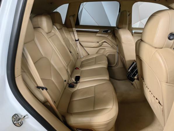Porsche Cayenne II (958) с пробегом 2013 года, цена 2 100 000 рублей, 246229 км, внедорожник, Автокод Объявления