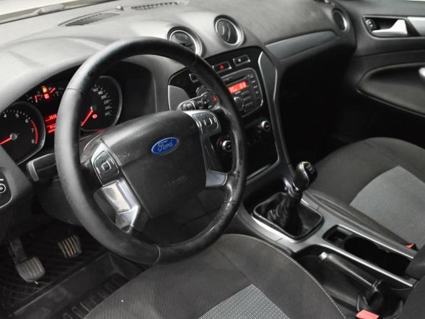 Ford Mondeo IV Рестайлинг с пробегом 2013 года, цена 870 000 рублей, 277495 км, седан, Автокод Объявления