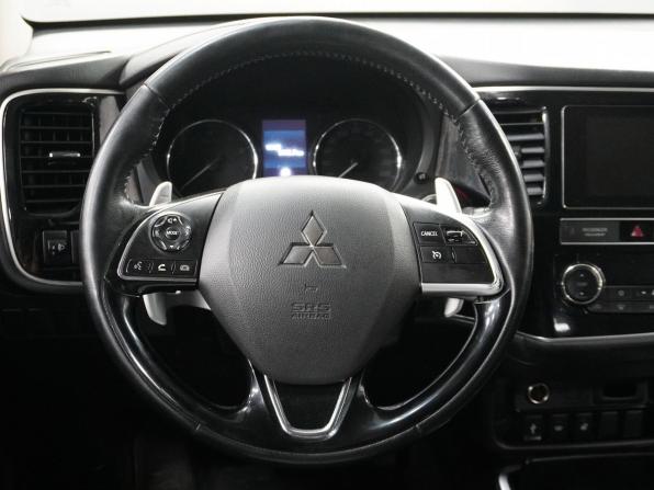 Mitsubishi Outlander III Рестайлинг 3 с пробегом 2019 года, цена 2 113 000 рублей, 210814 км, внедорожник, Автокод Объявления