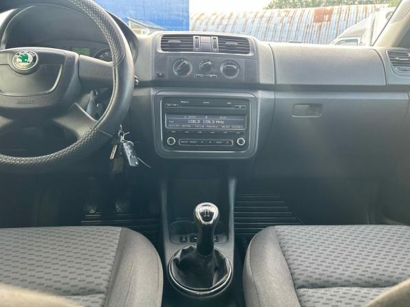 Skoda Fabia II Рестайлинг с пробегом 2012 года, цена 615 000 рублей, 97970 км, хэтчбек, Автокод Объявления