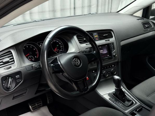 Volkswagen Golf VII с пробегом 2014 года, цена 999 000 рублей, 260400 км, хэтчбек, Автокод Объявления