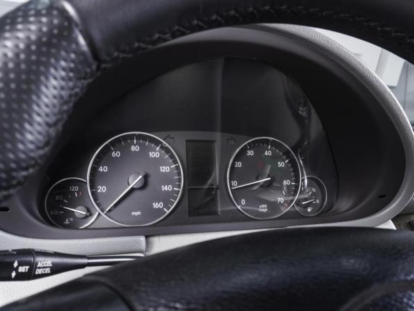 Mercedes-Benz C-Класс II (W203) Рестайлинг с пробегом 2006 года, цена 909 000 рублей, 360178 км, седан, Автокод Объявления