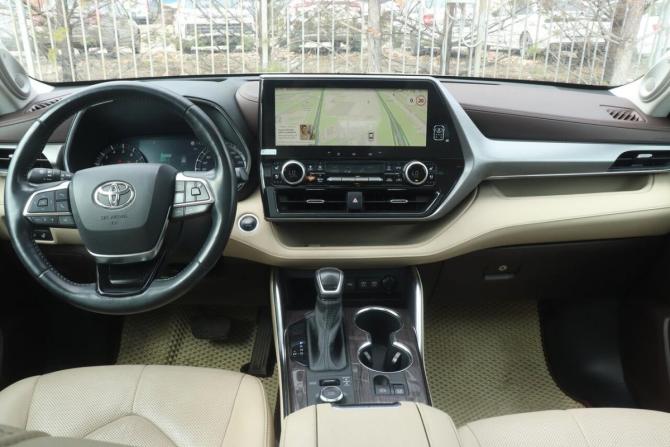 Toyota Highlander IV (XU70) с пробегом 2021 года, цена 5 690 880 рублей, 119663 км, внедорожник, Автокод Объявления